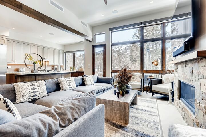 #13 - Living Area