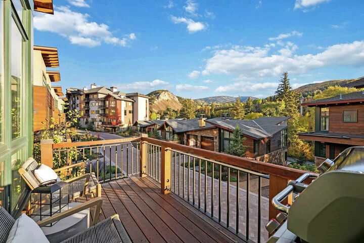 #14 - Balcony View