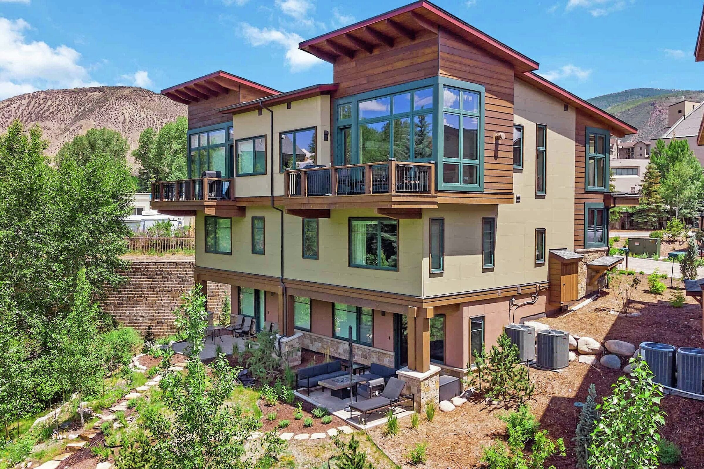 Riverfront Townhomes