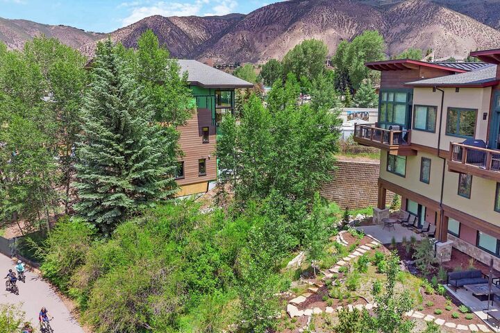 Riverfront Townhomes