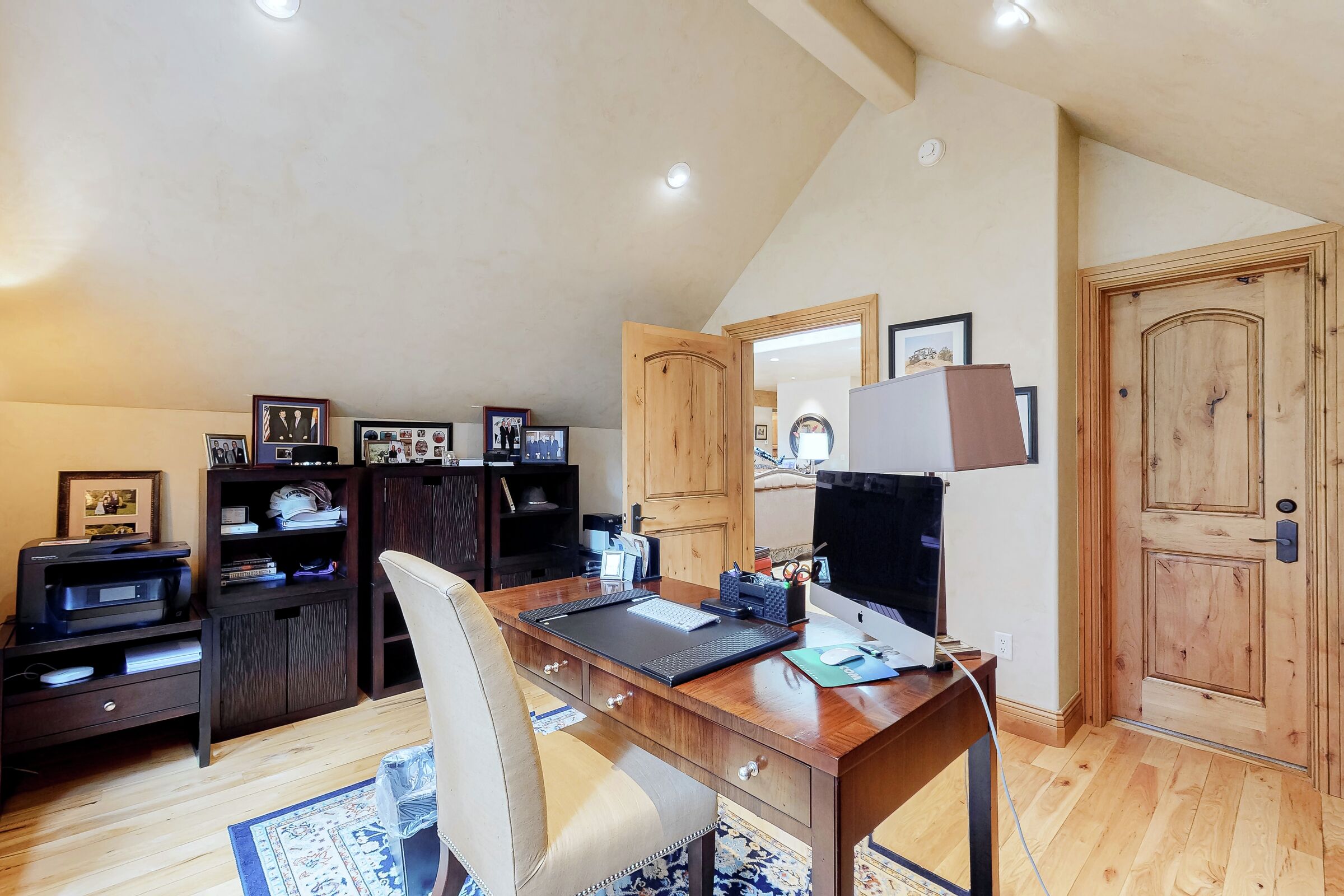 6 Bdrm 7.5 Bath HT - Office