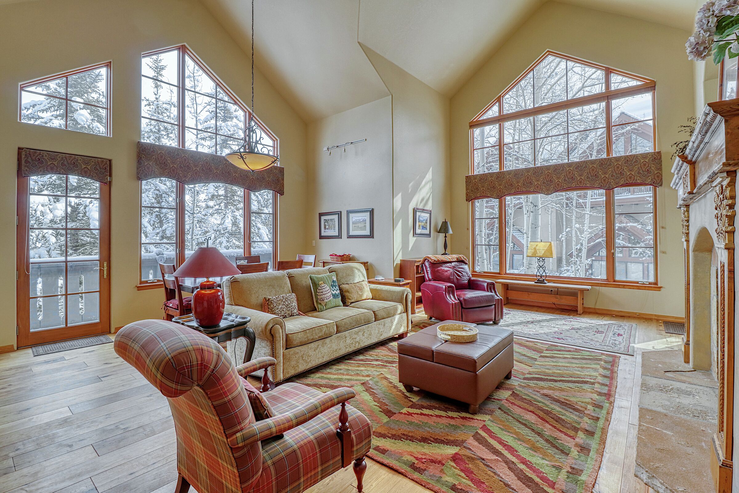 #208 - Living Room