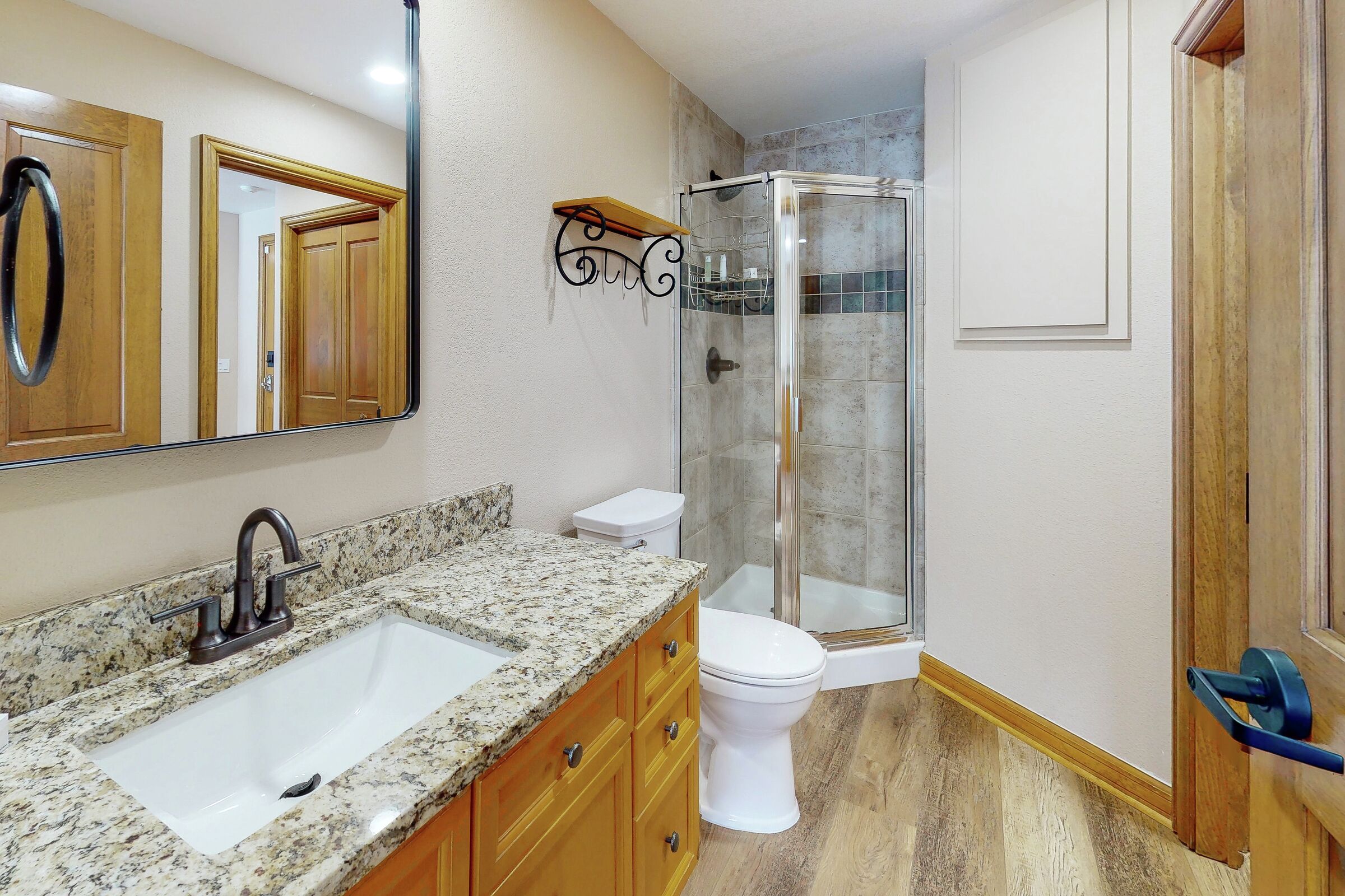 #205 - Chapel Place - Ensuite Bathroom