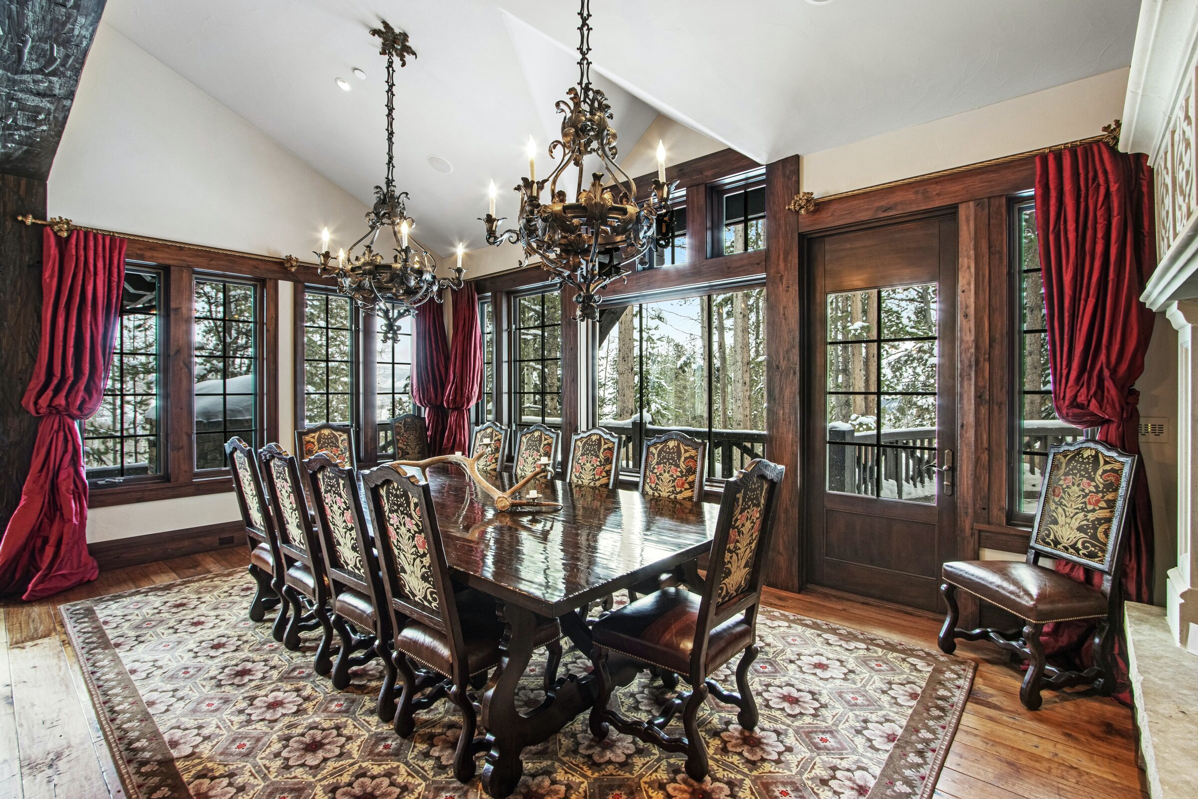 5 Bdrm 6.5 Bath HT - Dining Room