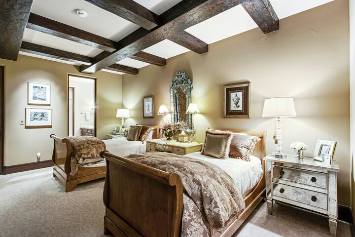 5 Bdrm 6.5 Bath HT - Bedroom