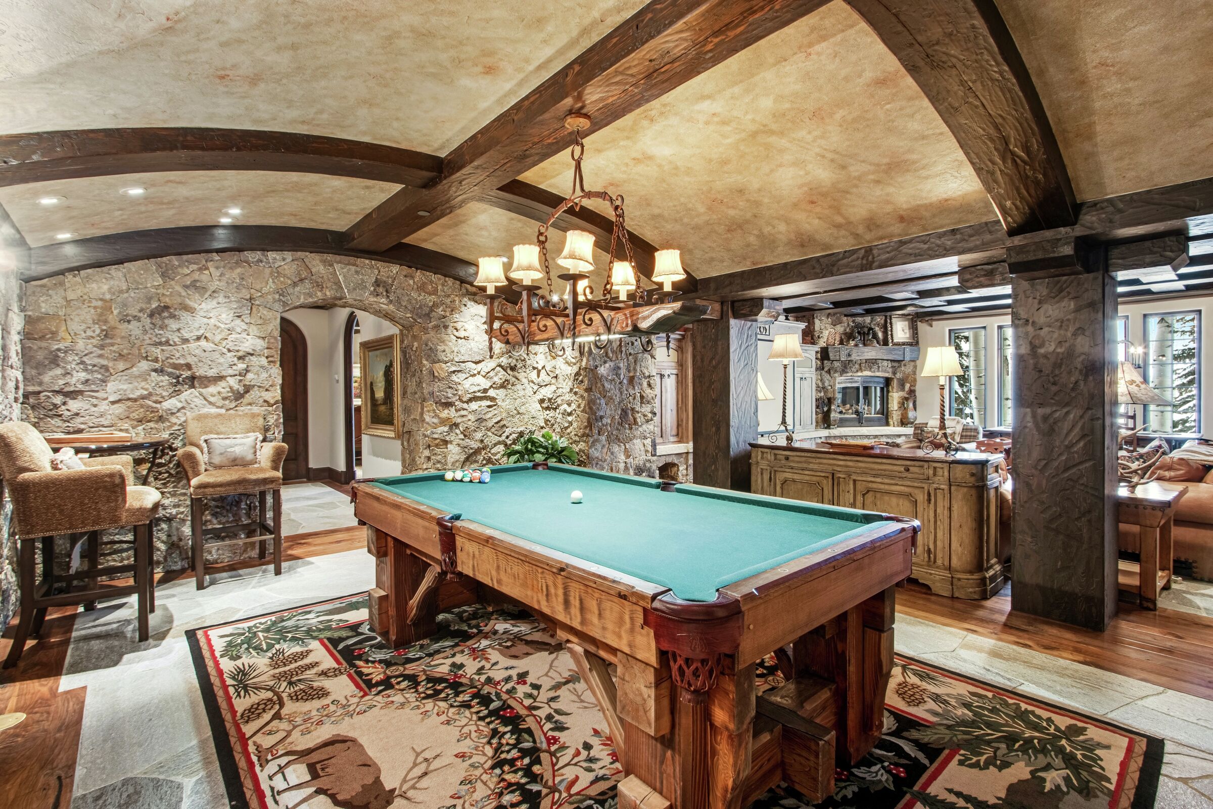 5 Bdrm 6.5 Bath HT - Games Room