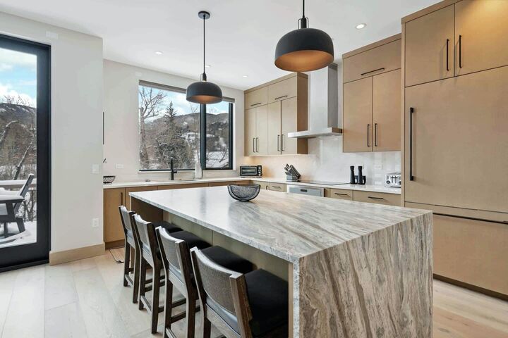 #05 - Kitchen