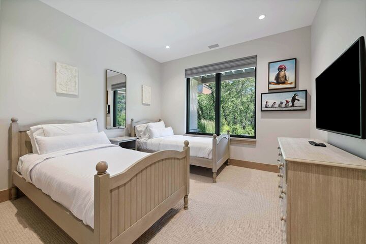 #07 - Bedroom