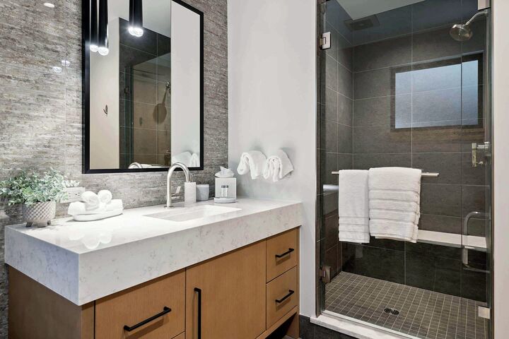 #07 - Bathroom