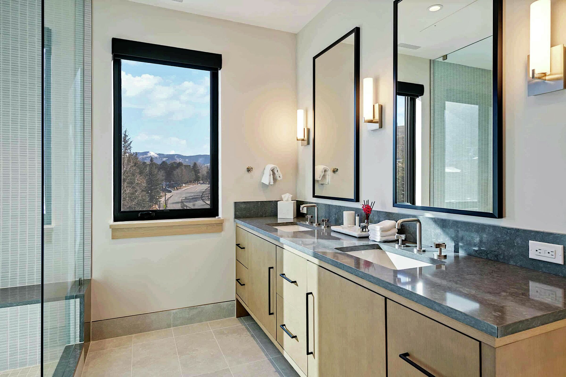 Master Ensuite Bathroom