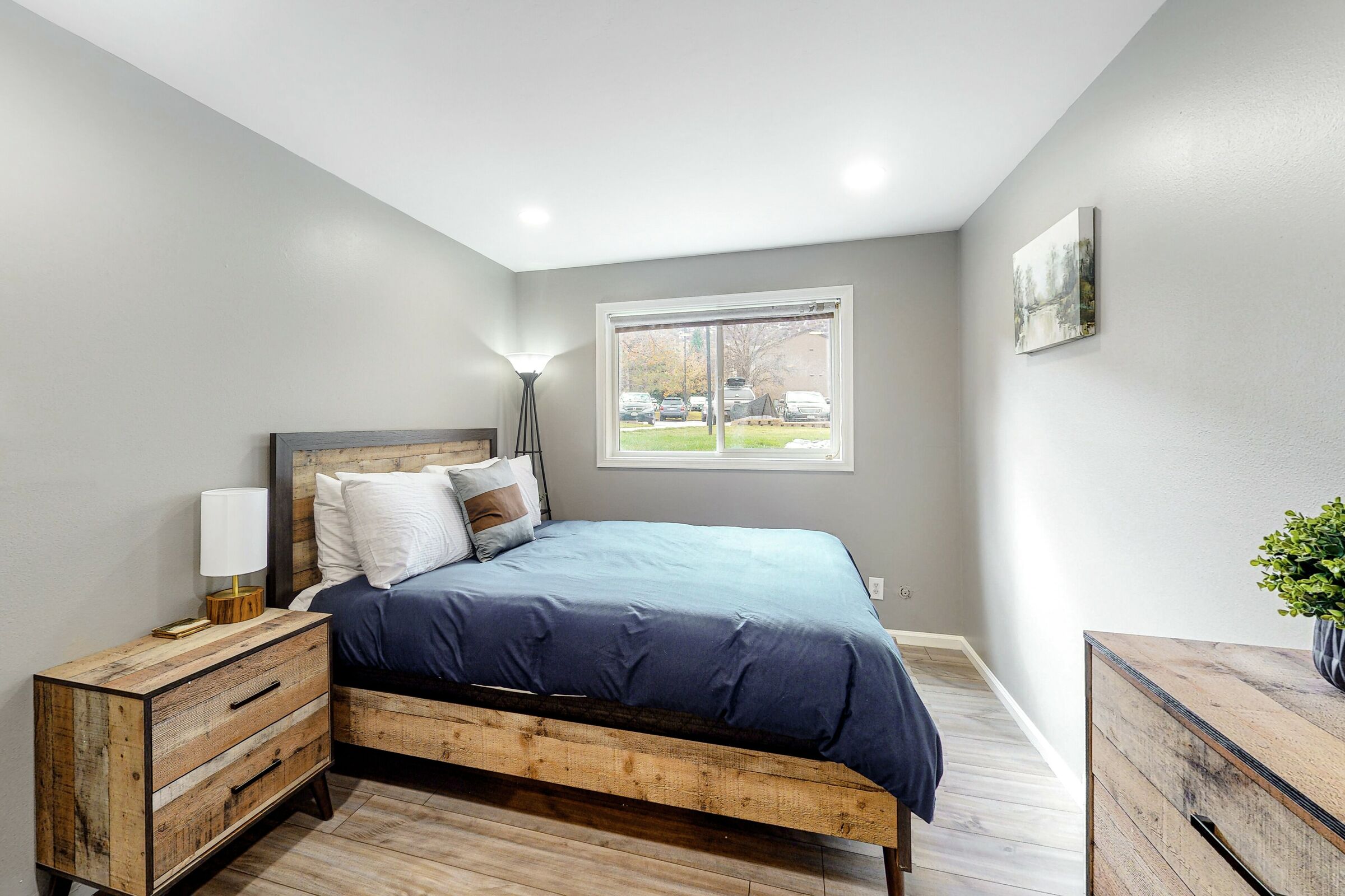 #F101 - Eagle River Escape - Master Bedroom