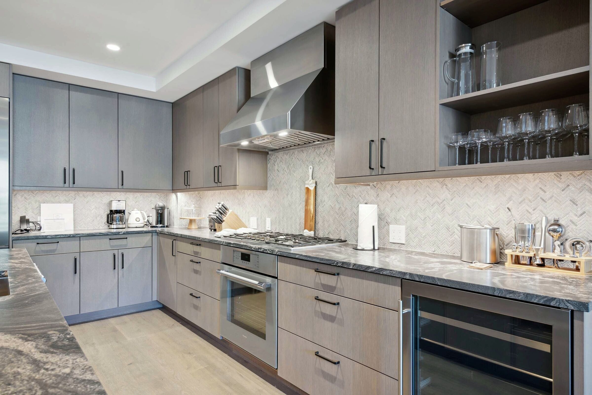 #410 - Kitchen