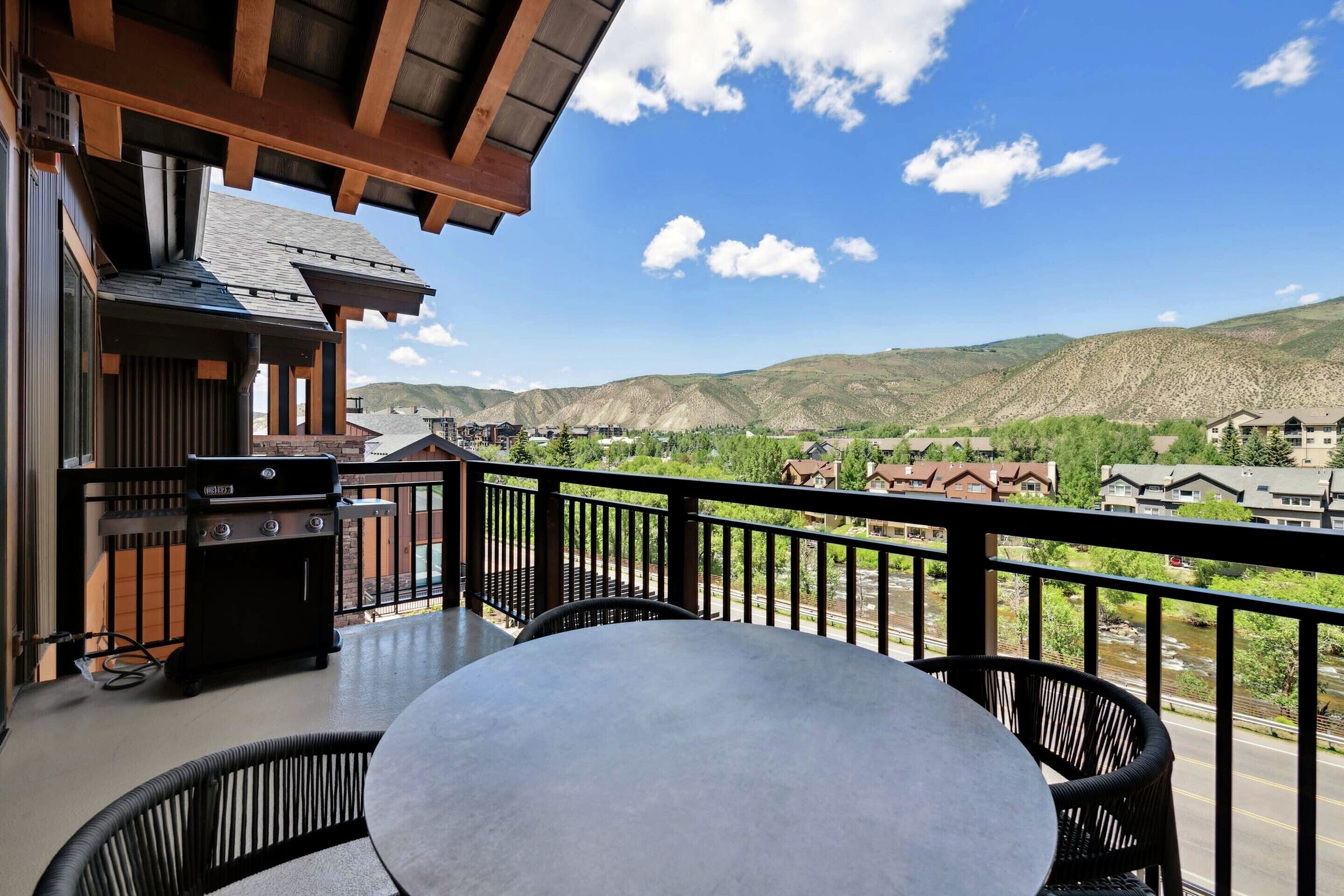 #410 - Balcony with BBQ