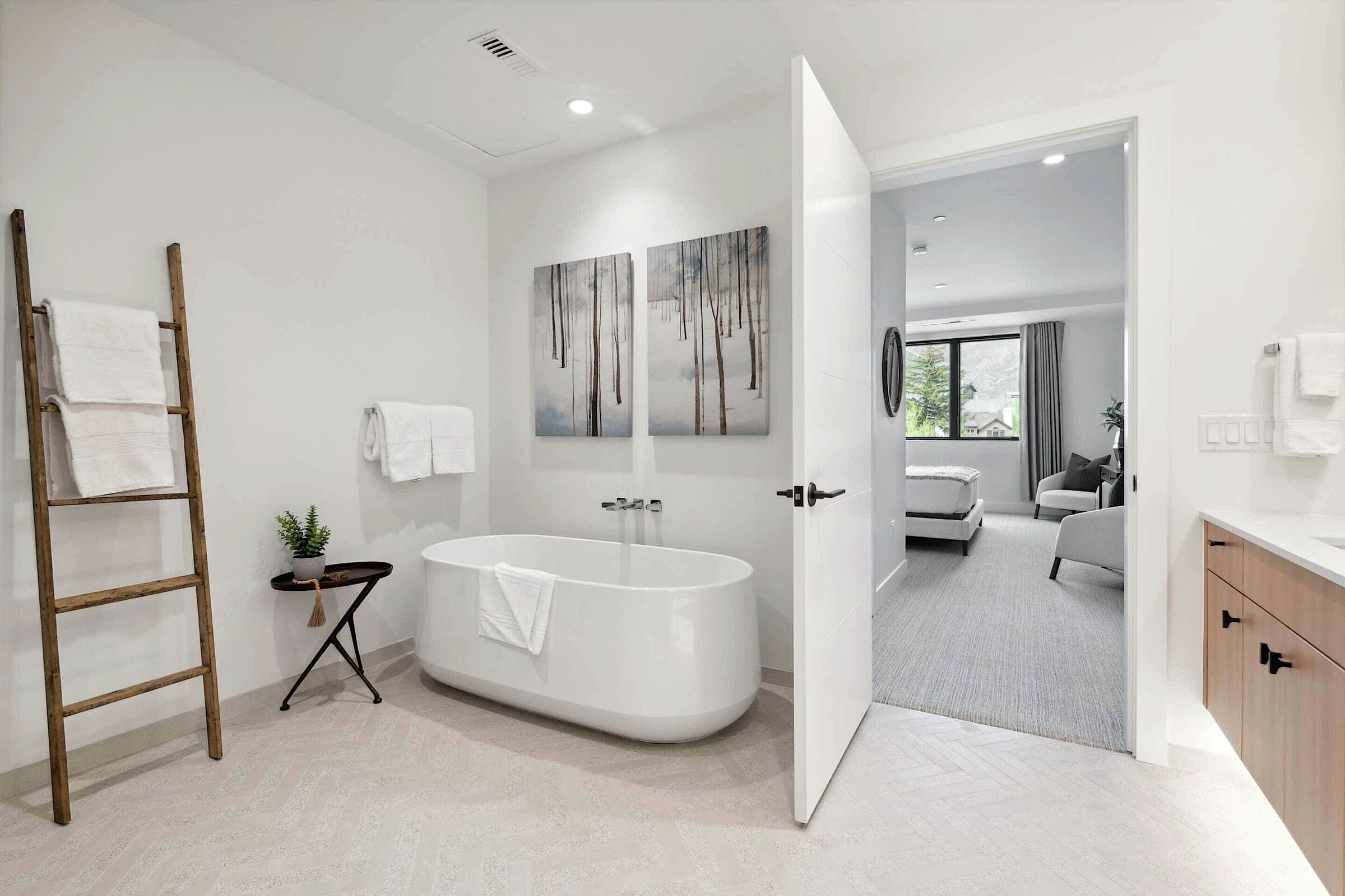 Master Ensuite Bathroom