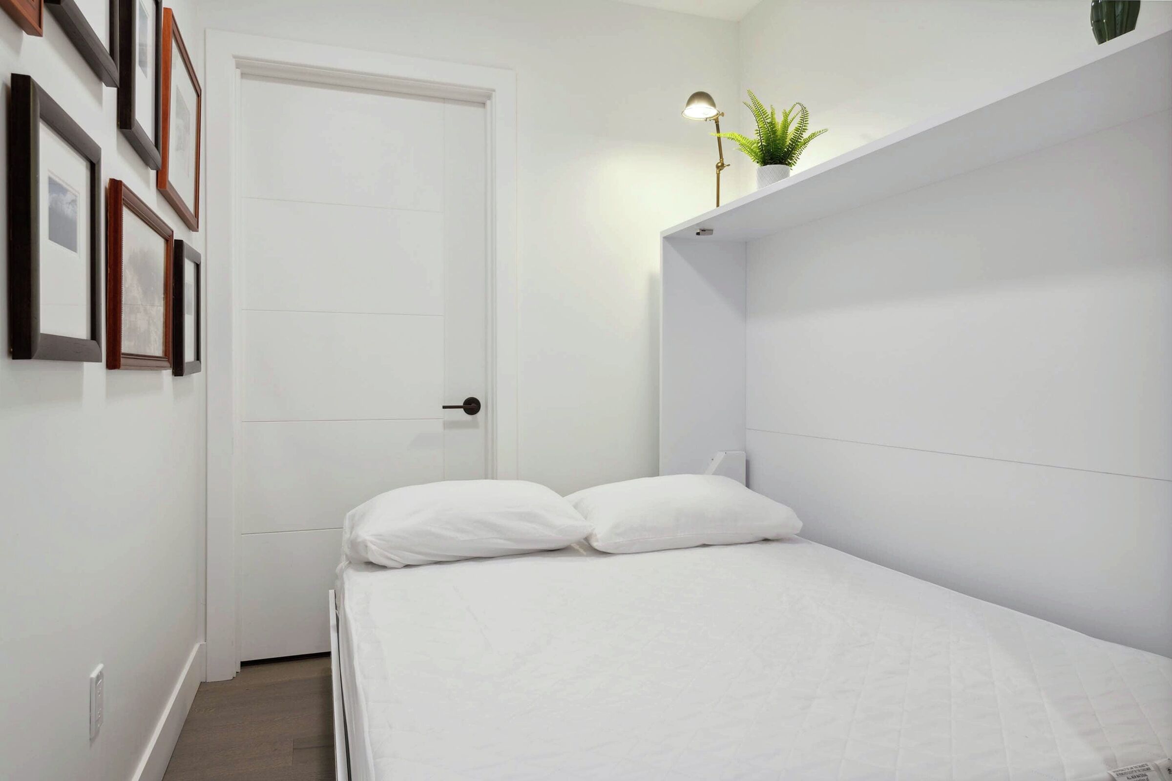 #207 - Den with Office Area