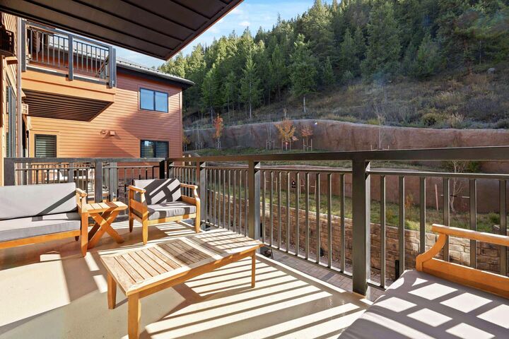 #307 - Balcony