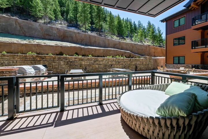 #209 - Patio