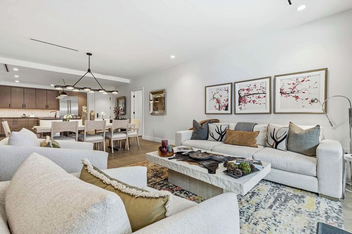 #209 - Living Area