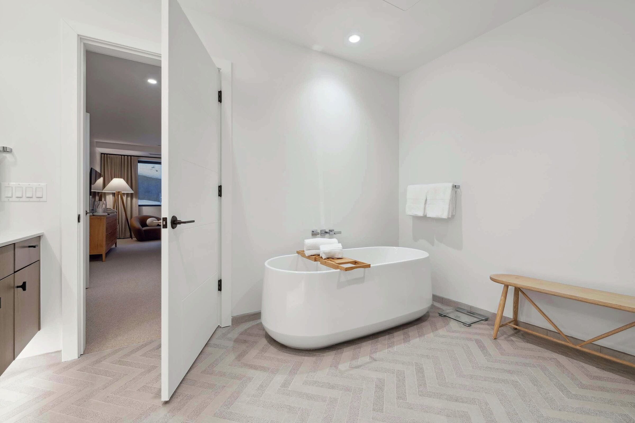 #309 - Master Ensuite Bathroom