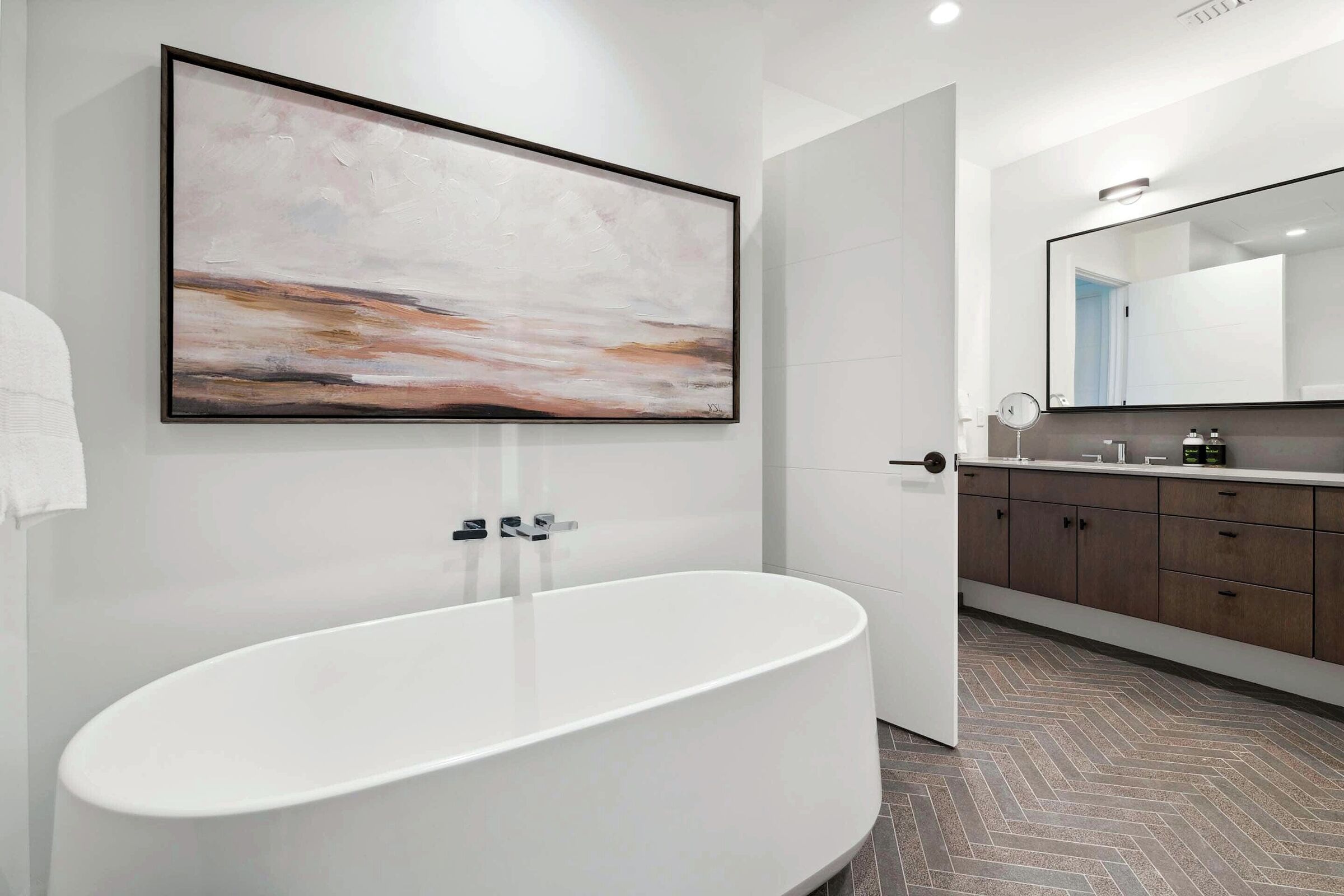 #303 - Master Ensuite Bathroom