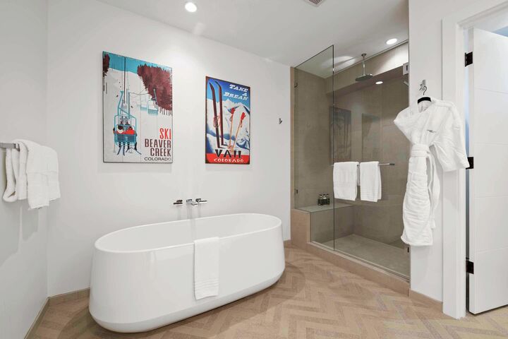 #429 - Master Ensuite Bathroom