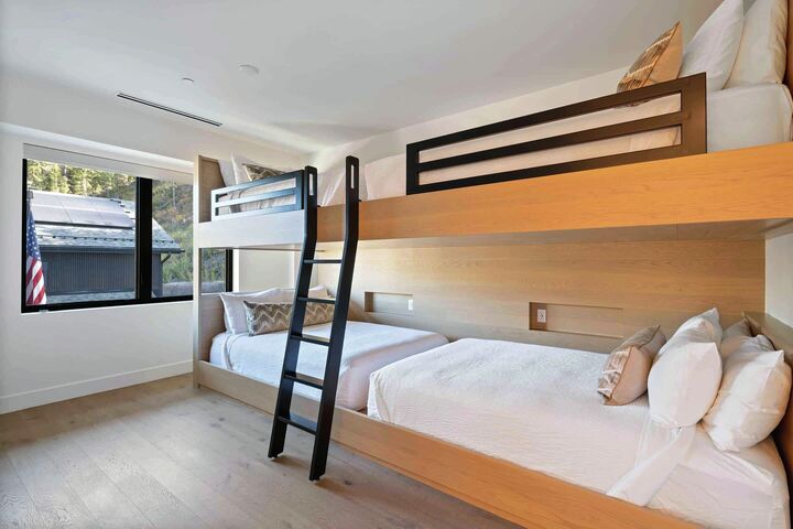 #429 - Bedroom