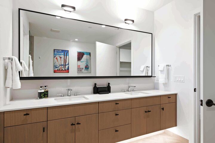 #429 - Master Ensuite Bathroom