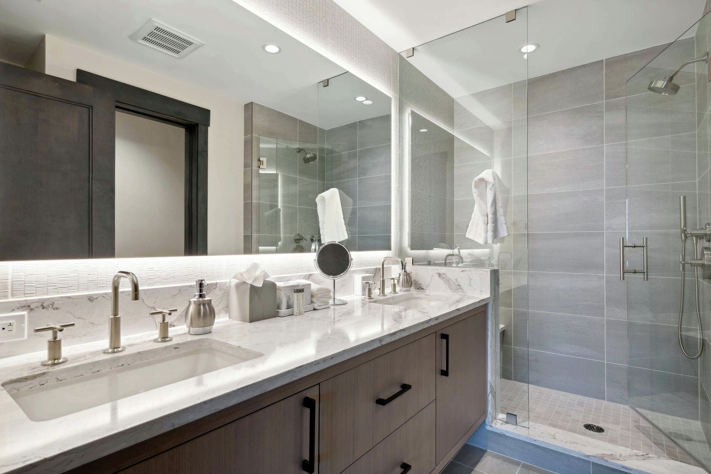 #204 - Master Ensuite Bathroom