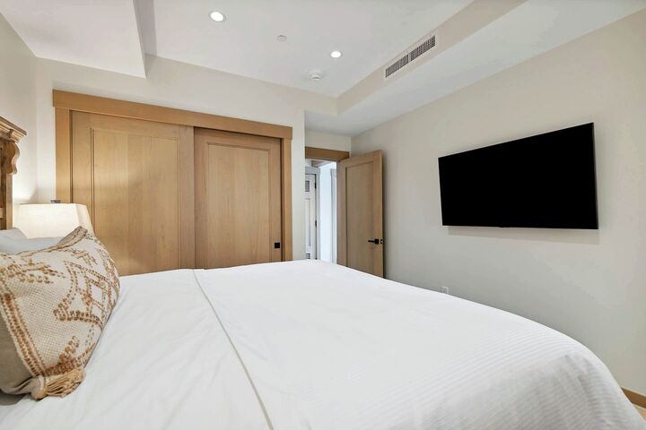#306 - Bedroom