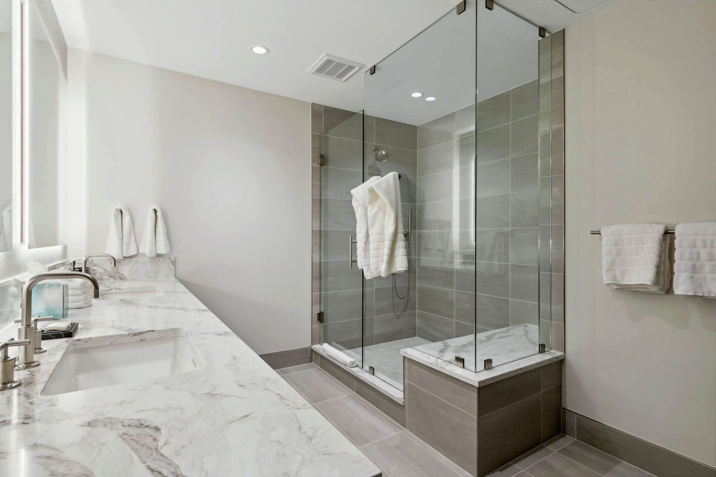 Master Ensuite Bathroom