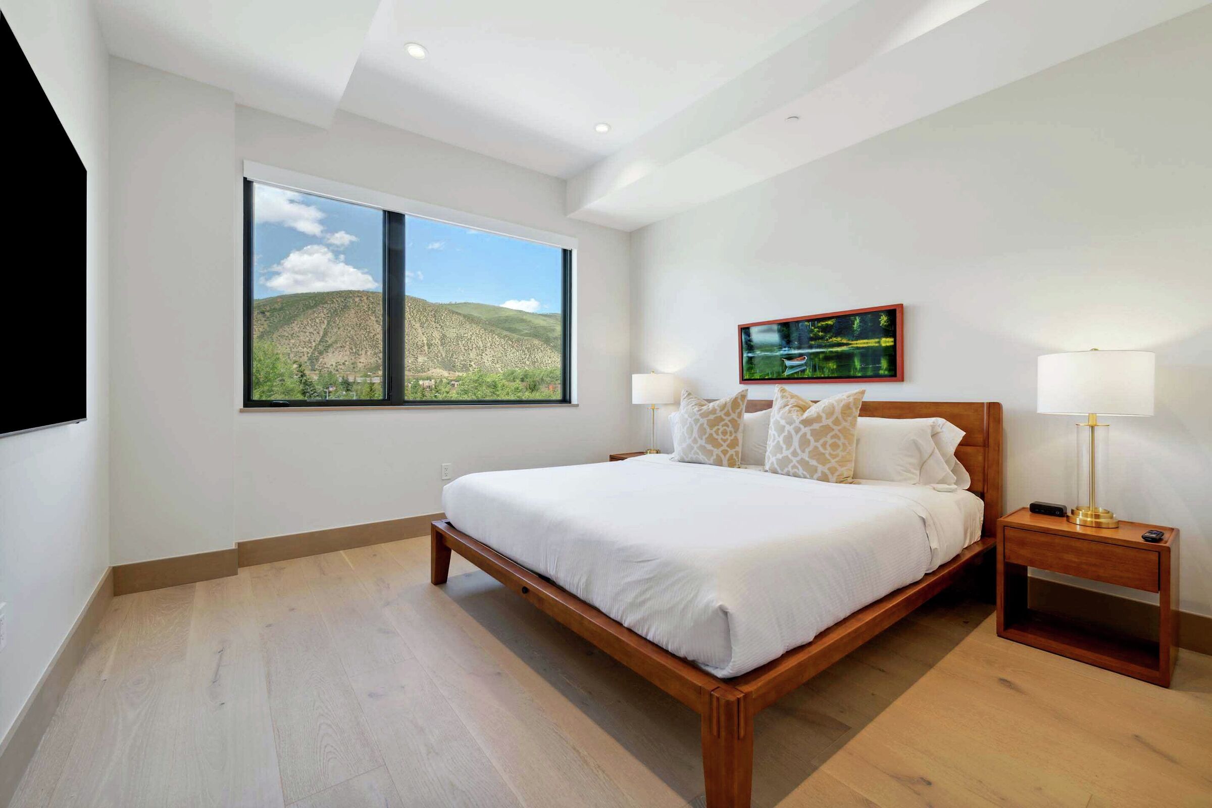 #305 - Master Bedroom