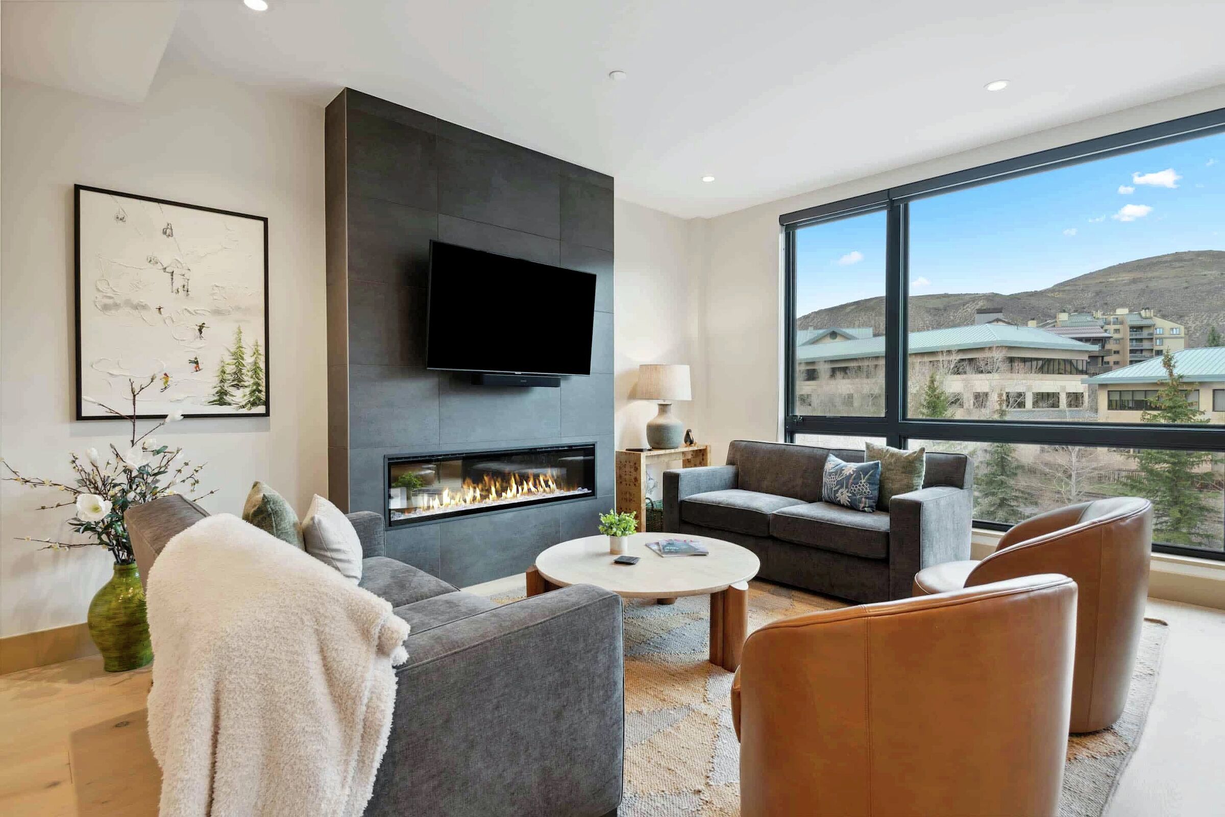 #207 - Living Area