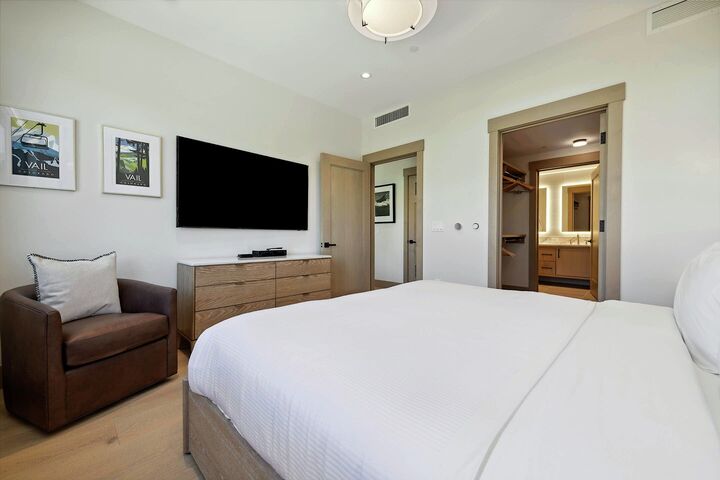 #307 - Master Bedroom