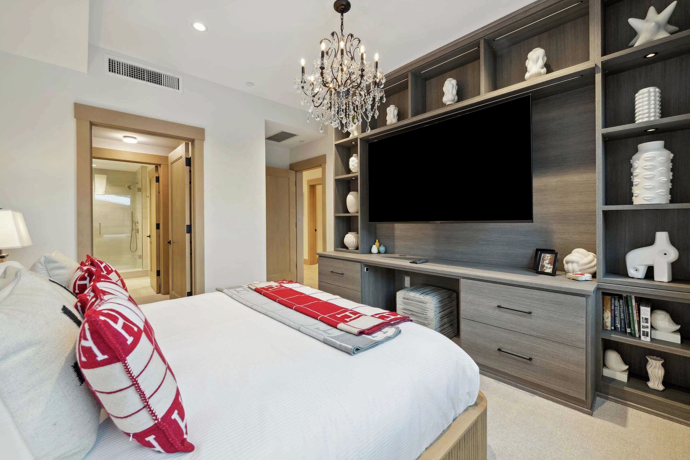#102 - Master Bedroom