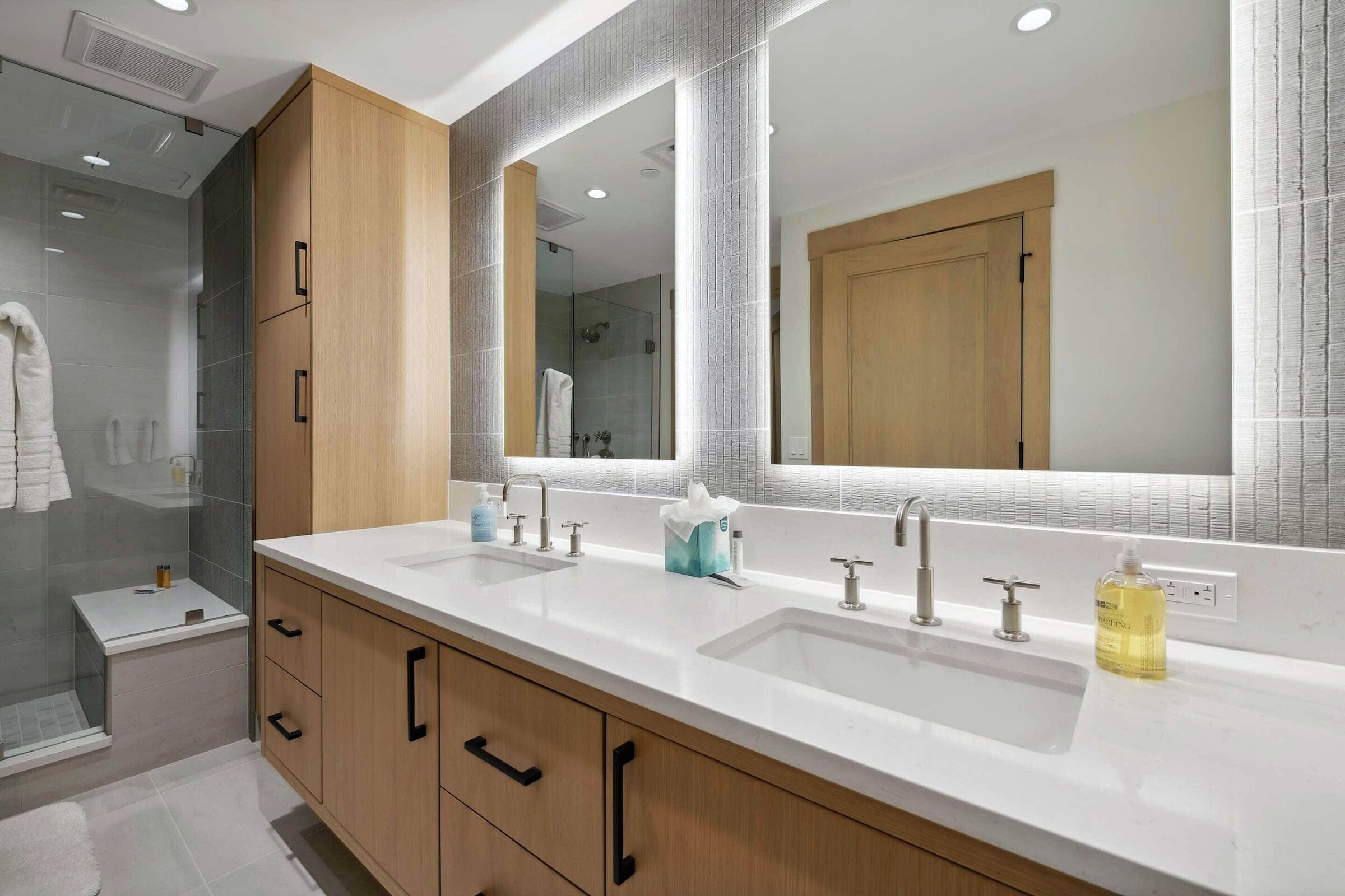 #203 - Master Ensuite Bathroom