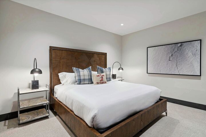 #503 - Bedroom