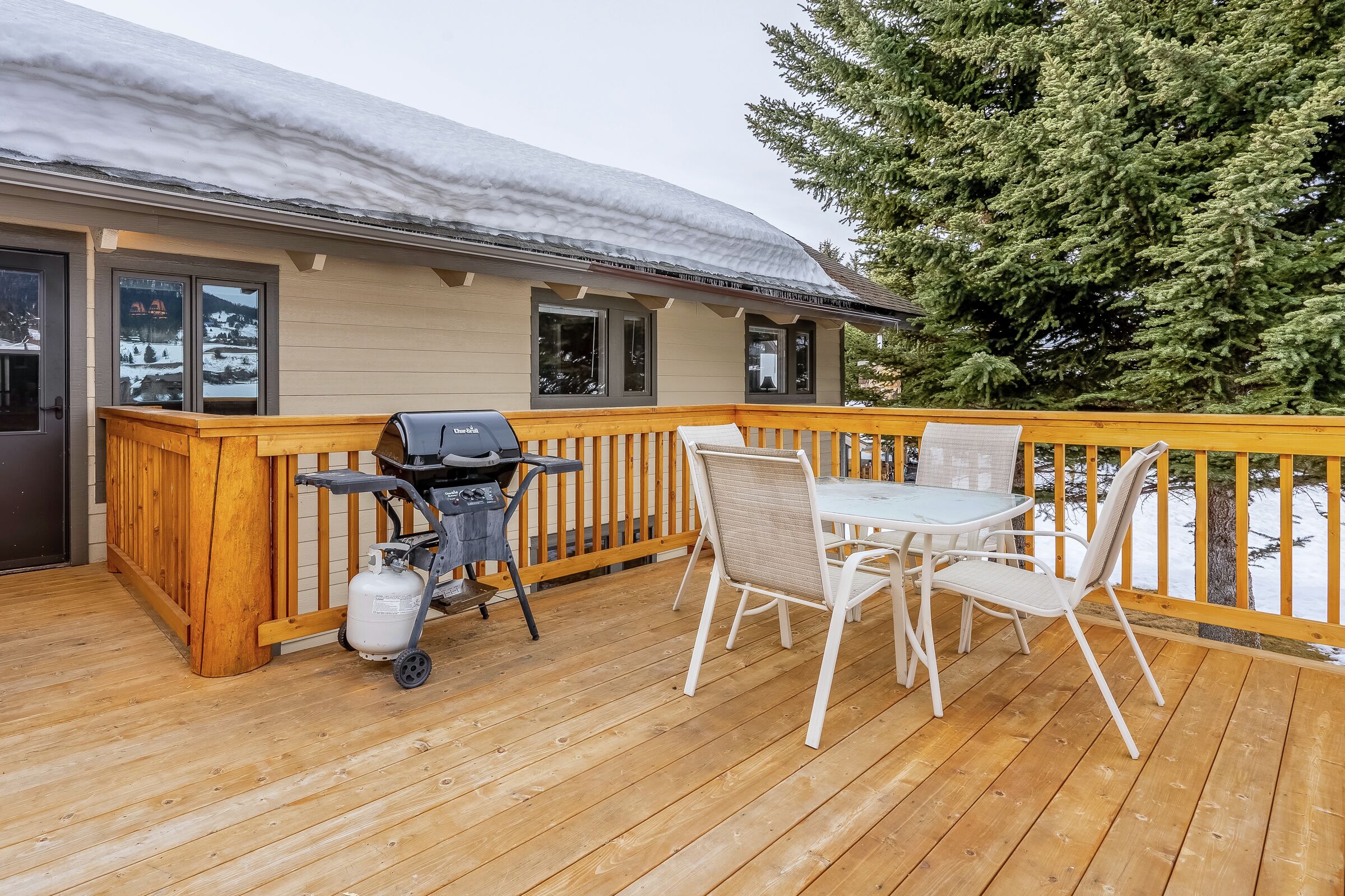 #19 - Deck with BBQ
