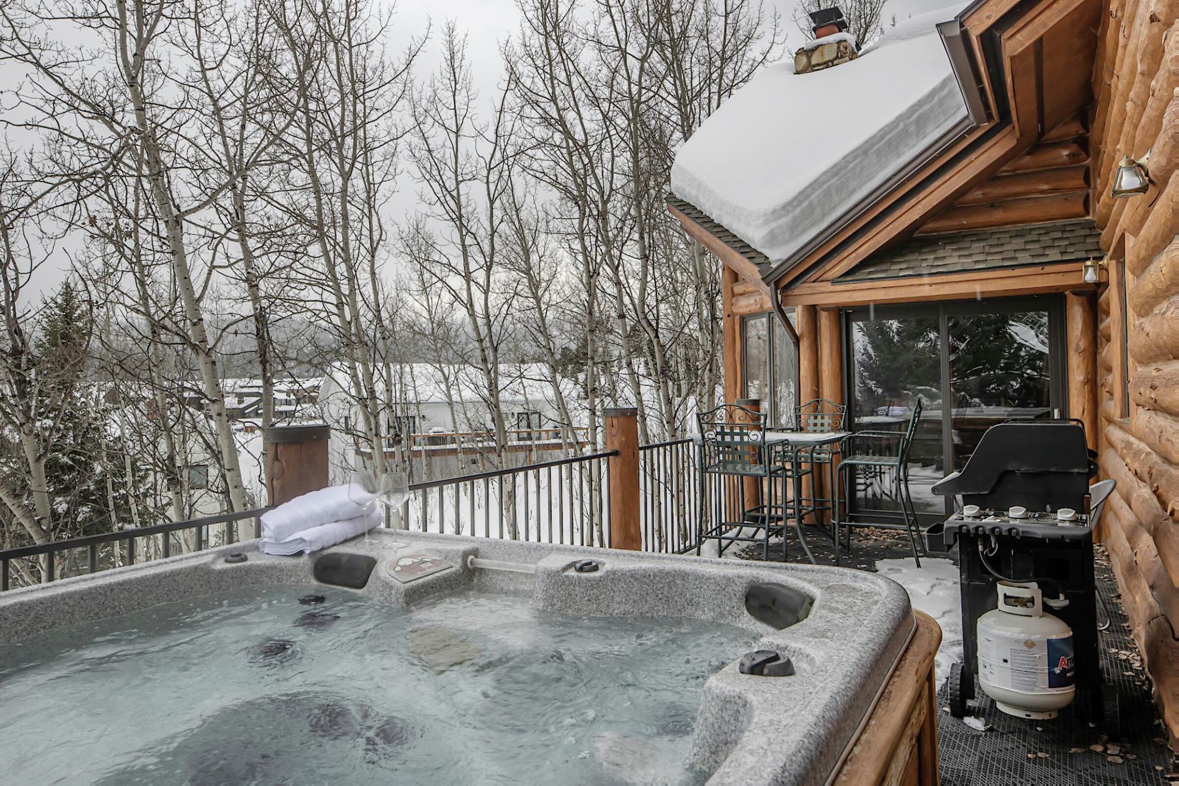 Balcony with Hot Tub