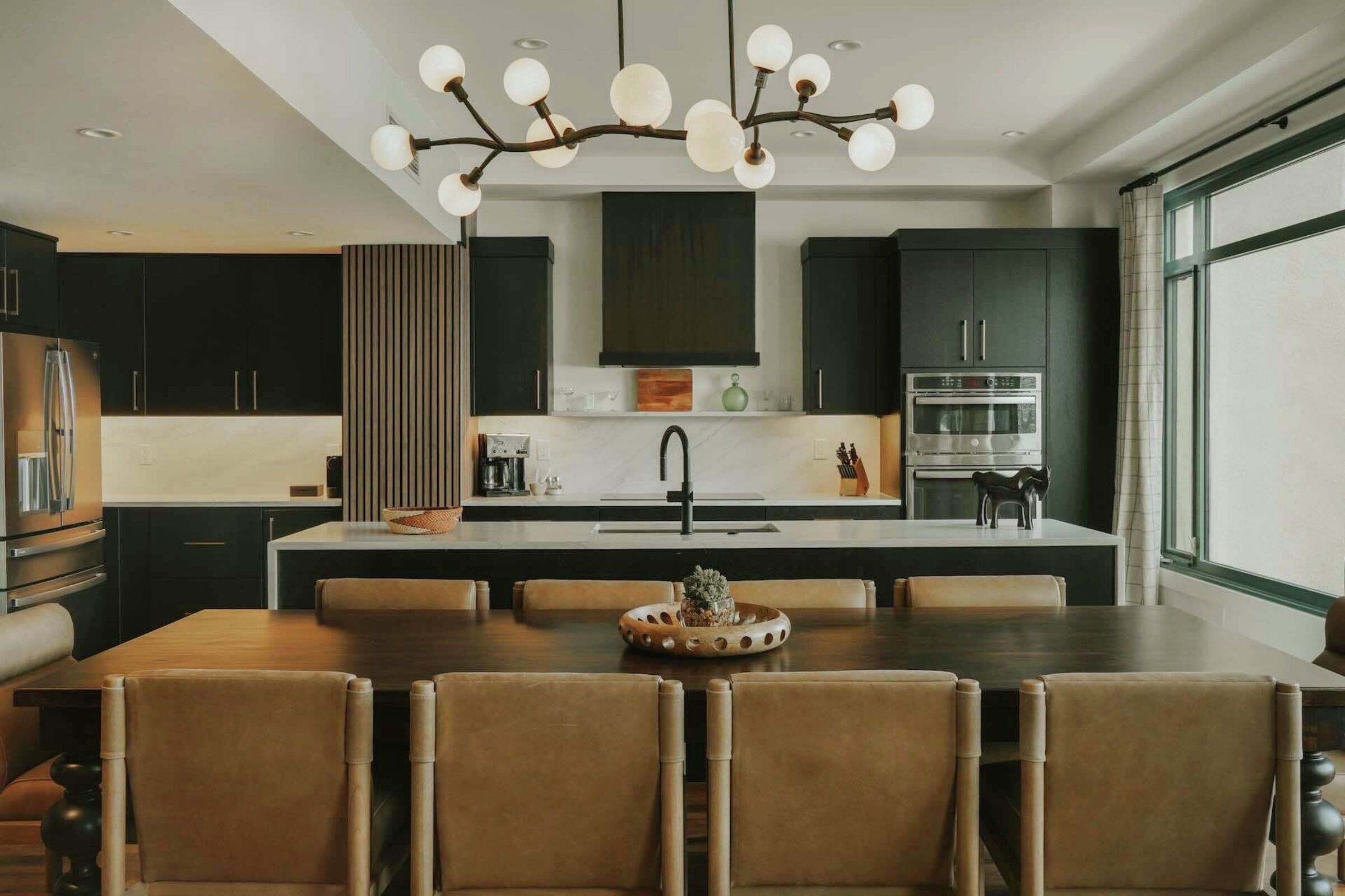 #1001 - Dining Room & Kitchen