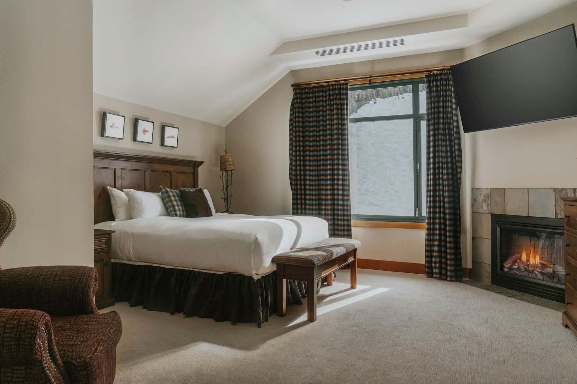 #1003 - Master Bedroom