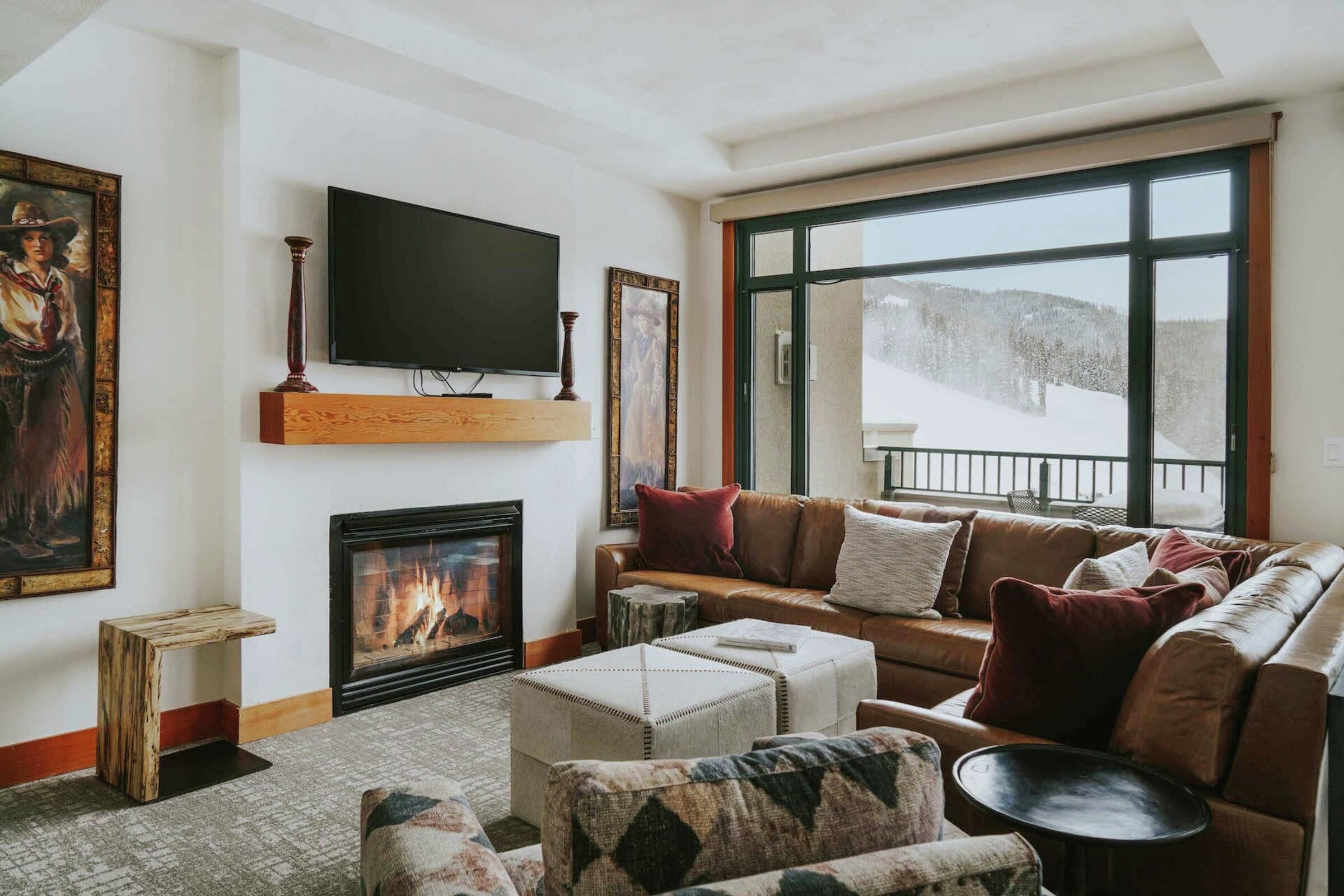 #1005 - Living Room