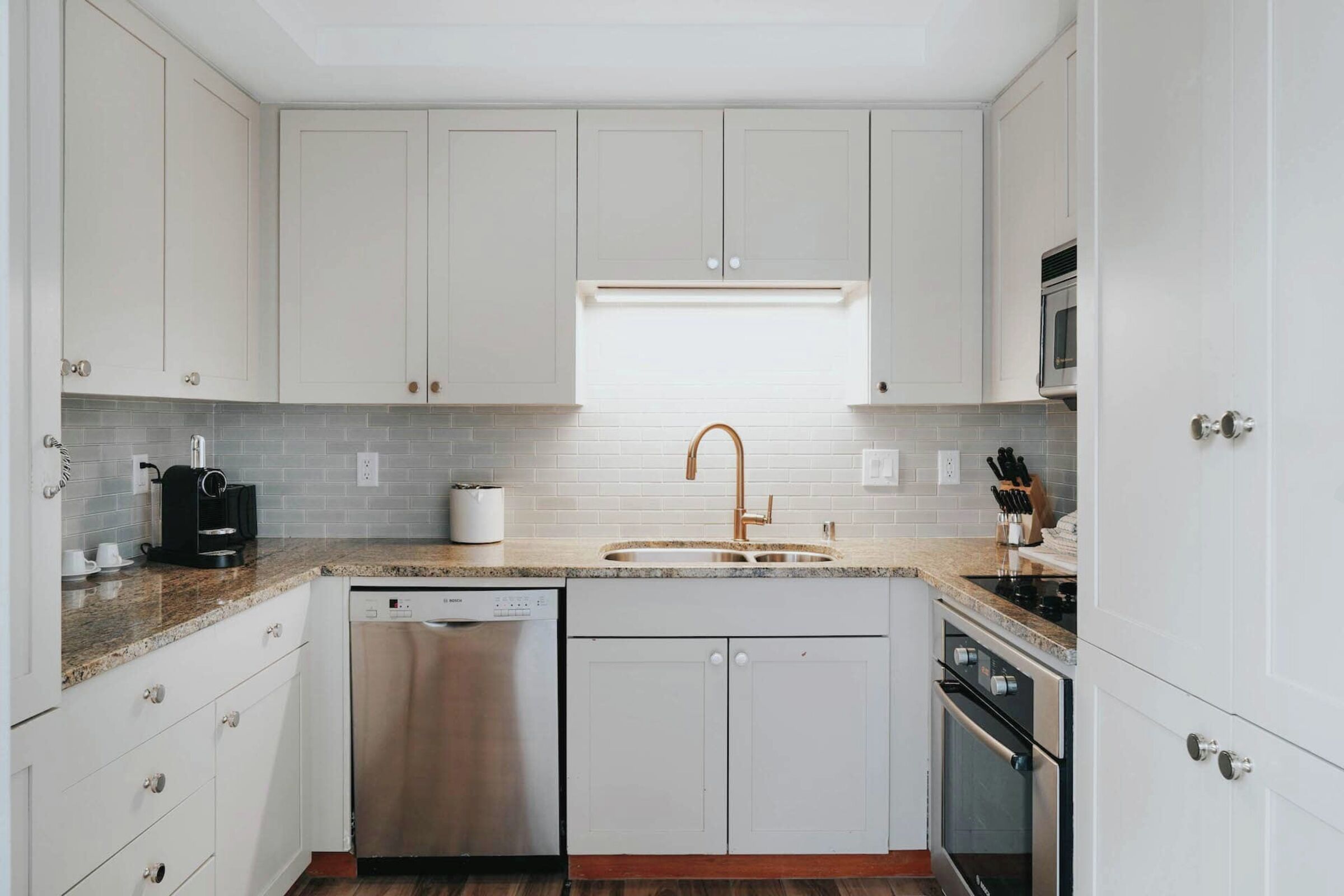 #1005 - Kitchen