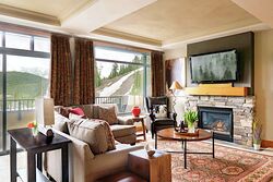 3 Bdrm Penthouse - Living Room
