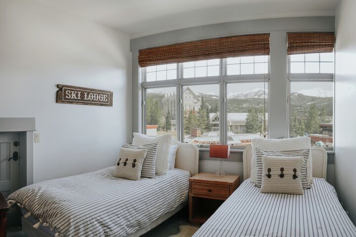 #8513 - Bedroom