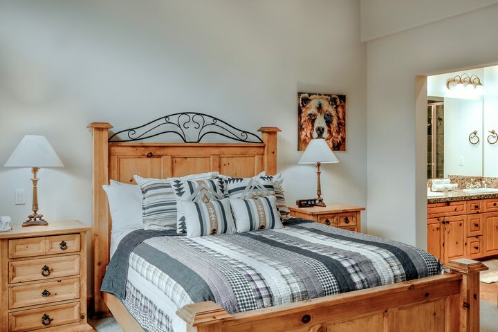 #210A - Master Bedroom
