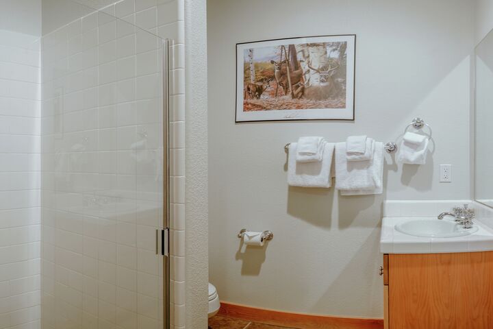 #305C - Bathroom