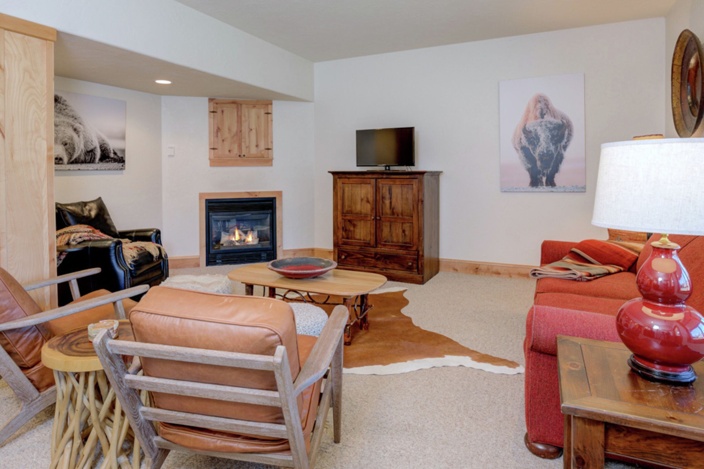 #9A Red Cloud Loop - Living Room