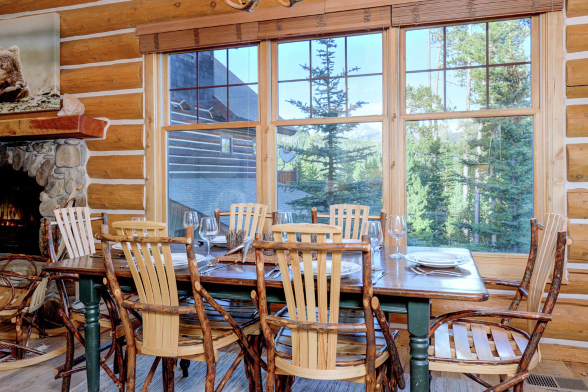 #9A Red Cloud Loop - Dining Room