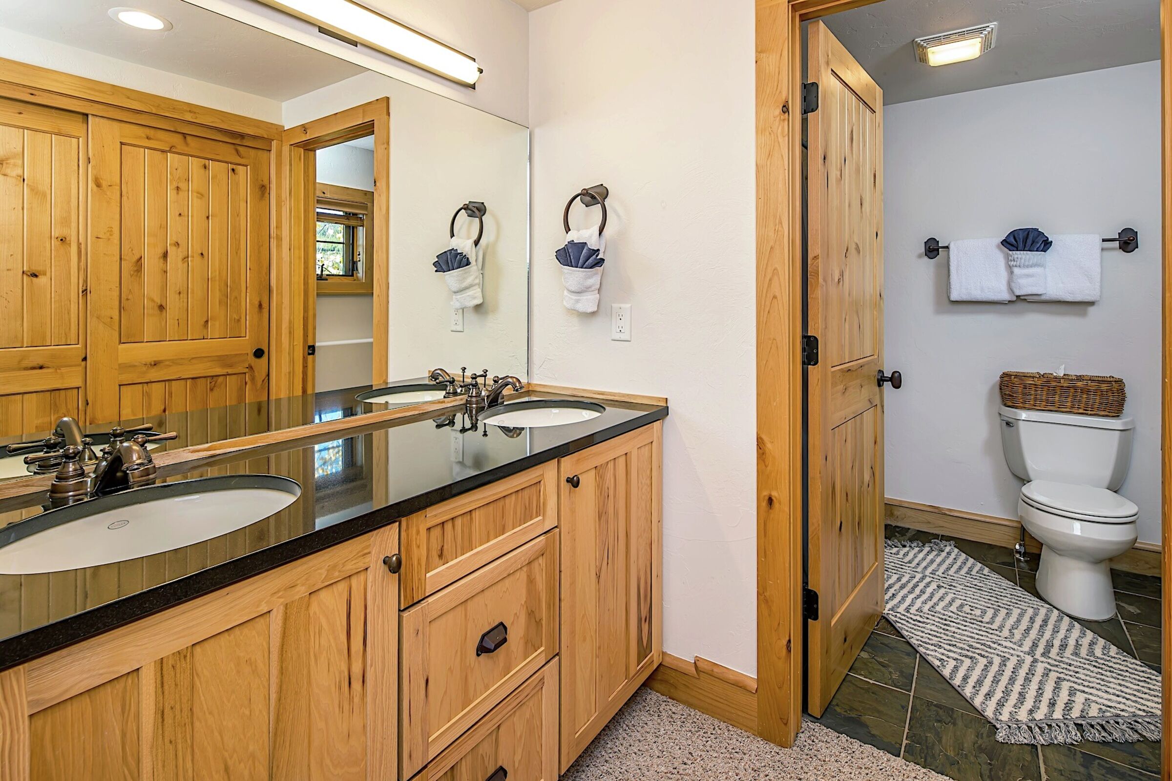 #6 Chief Gull - Ensuite Bathroom