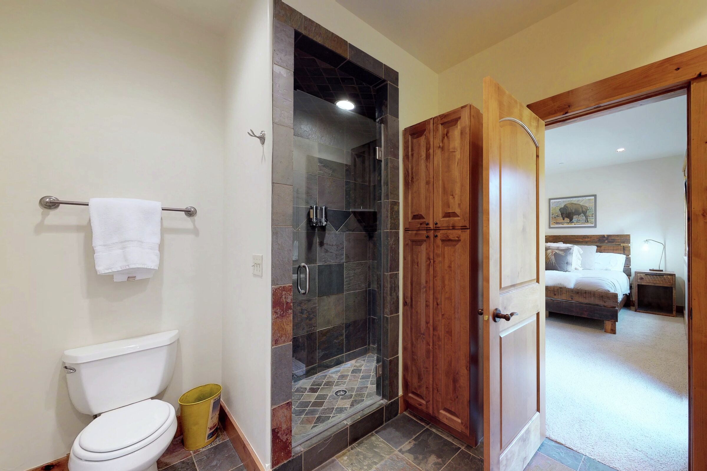 Master Ensuite Bathroom